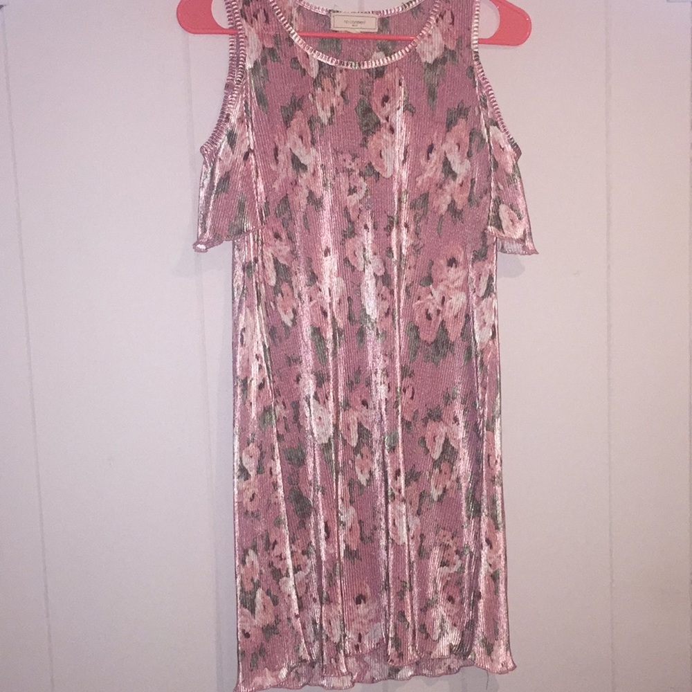 Cold shoulder floral print dress
